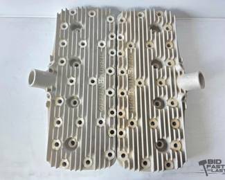 640 2 Edelbrock Aluminum Cylinder Heads