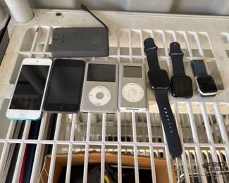 8030 4 iPods, 3 Apple Watches, and 1 My Charge Battery Pack