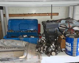 4028 44 Piece Lightening Driver, Sockets More