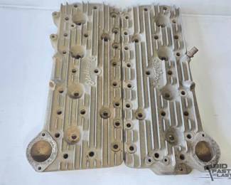610 2 Edelbrock Aluminum Cylinder Heads