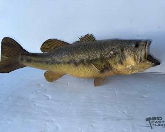 814 Largemouth Bass Mount