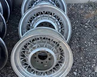 900 4 Motor Wheel 5Lug Steel Spoke Wheels