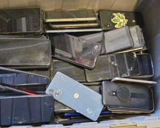 8074 Over 60 Android Phones