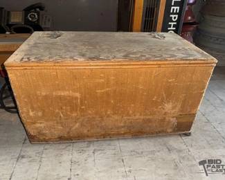 778  Wooden Trunk with Decorative Tin Collection 
