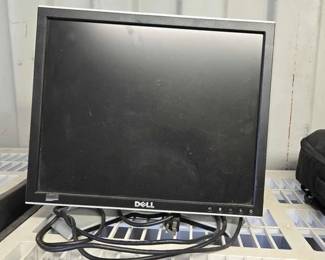 8050  Dell 17 Monitor 