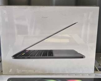 8084 NEW MacBook Pro 13 Inch