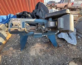976  D.M.H. Cutting Band Saw 
