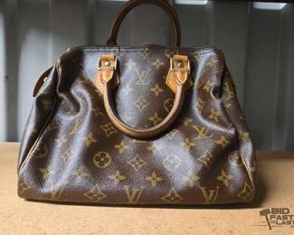 8422 Louis Vuitton Speedy Monogram Handbag