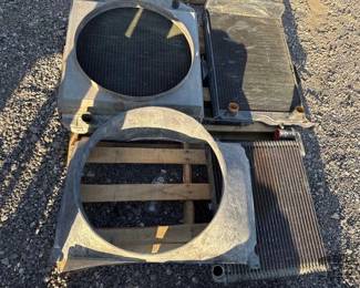 936  3 Radiators and Shroud 
