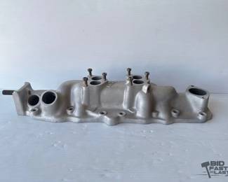 756 Edelbrock Intake Manifold