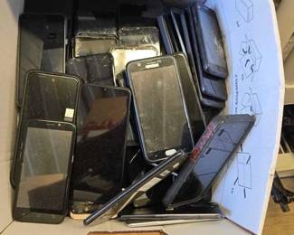 8072 Over 40 Android Phones