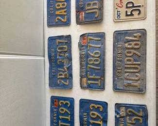 9528  9 License Plates 