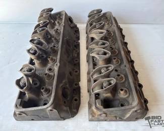 574 2 Cylinder Heads