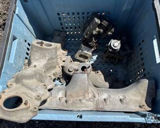 958  3 Intake Manifolds and 2 Throttle Bodies 