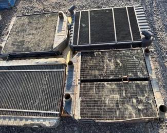 1040 4 Radiators