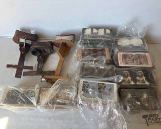 834 3 Stereoscopic Viewers with Stereo Slides