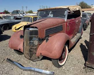65  1935 Ford Phaeton 