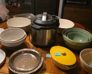 Bowls and pie plates