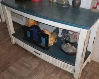 Teal accent piece