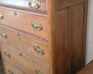 Chester drawers 