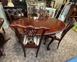 Rope Edge Mahogany Dropleaf Table & 4 Chippendale Chairs