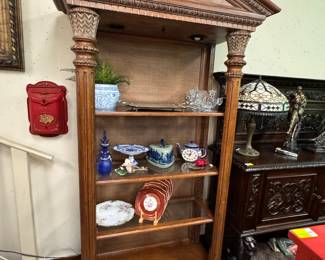 Various Decorative Smalls