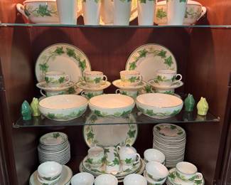 Large collection 140+ pieces Franciscan Ivy china
