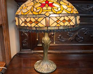 Tiffany Style Stained Glass Lamp