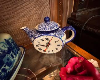 Blue/White Clock