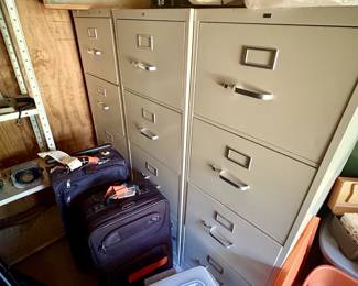 File cabinets in great condition. 