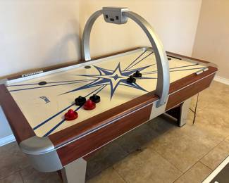 Air Hockey Table