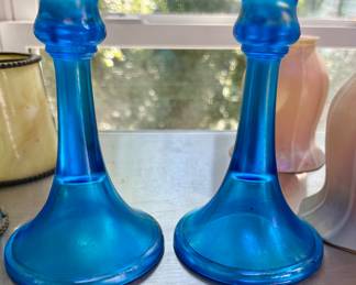Blue stretch glass