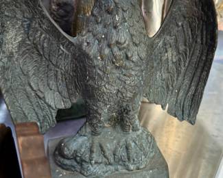 Eagle bookends