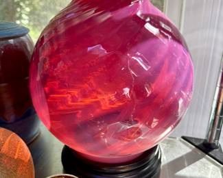 Gorgeous art glass vase