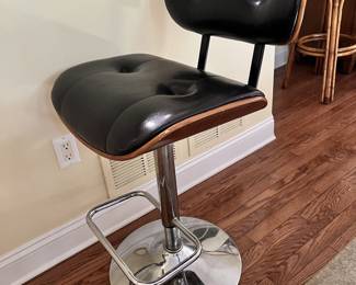 Ampersand Owen Airlift Stool 