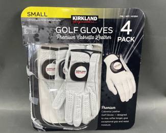 Lot 234 – 4 Pack Kirkland Golf Clubs Size Sm MSRP 29.99