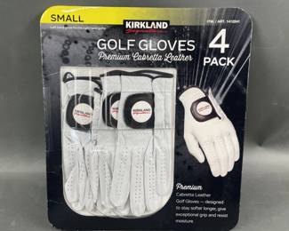 Lot 232 – 4 Pack of Small Kirkland Golf Gloves MSRP 22.99