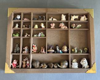 Lot 141 – Printer Drawer Filled with Miniatures
