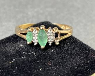 Lot 12 – 10k Emerald & Diamond Ring Size 7