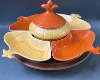 Lot 63 – California Pottery Lazy Susan Chip & Dip Set