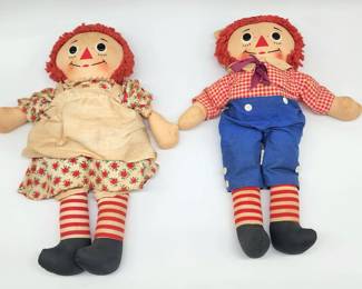 vintage Raggedy Ann & Andy dols w music boxes