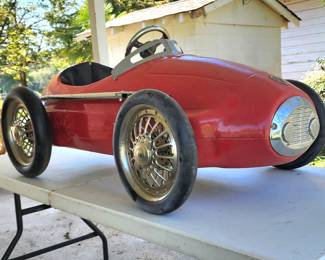 Alpha Romero pedal car