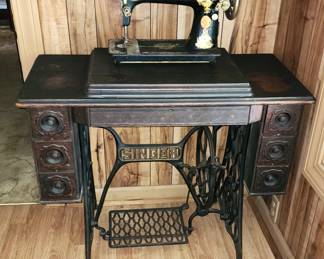 antique singer sewing machine