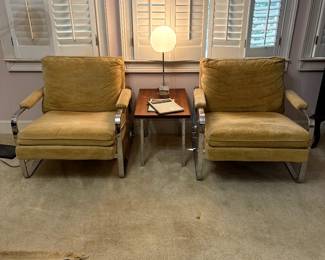 Pair Mid-Century Modern Milo Baughman Chairs