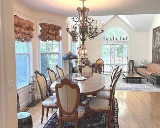 QUALITY INLAY DINING SET WITH 8 CHAIRS