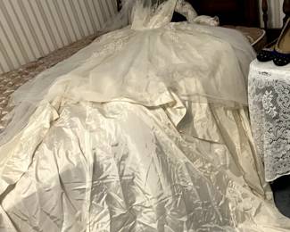 Wedding dress