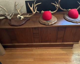 Lane cedar chest