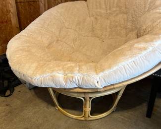 Papasan chair