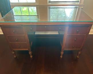 Vintage Kneehole desk