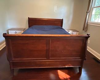 Queen Sleigh bed 